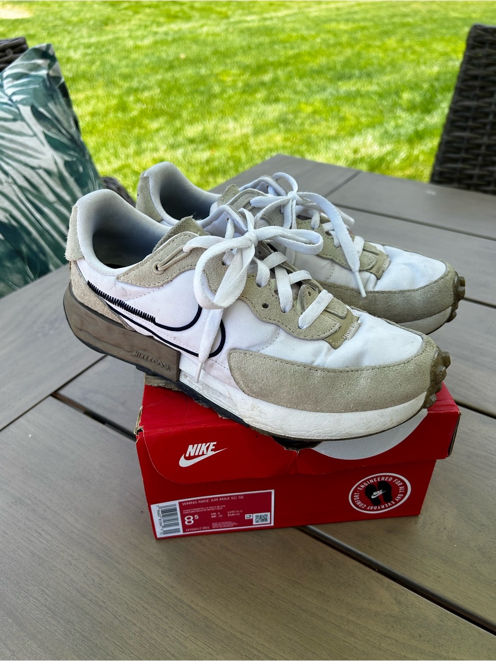 Nike Fontanka Waffle Women's sneakers